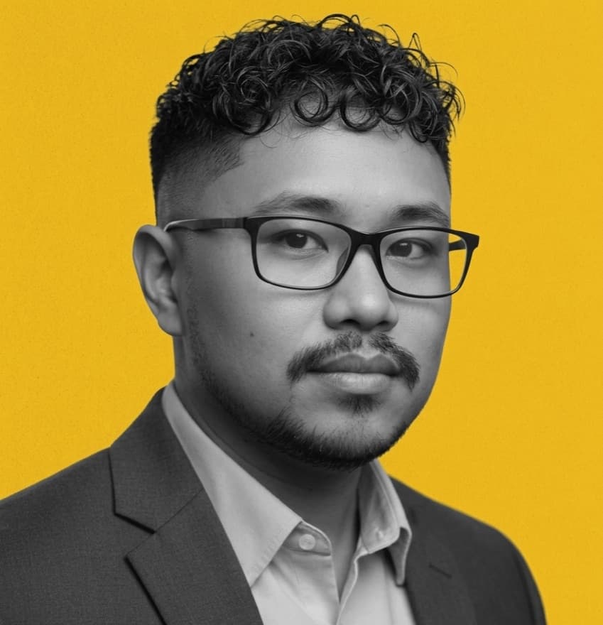 Maron Aquillo, Senior Front-End Developer based in Iloilo City, Philippines